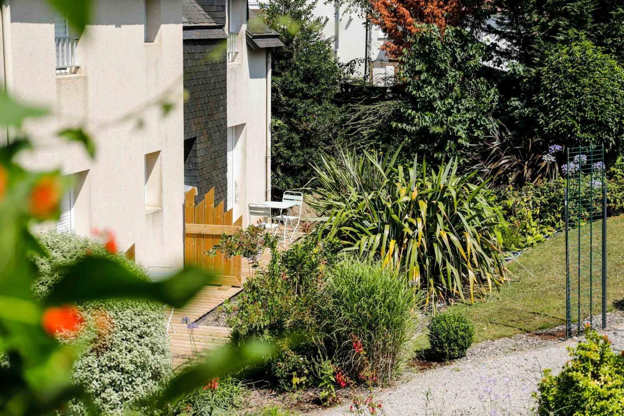 Hotel Le Branhoc - Brit Hotel Auray Exteriör bild
